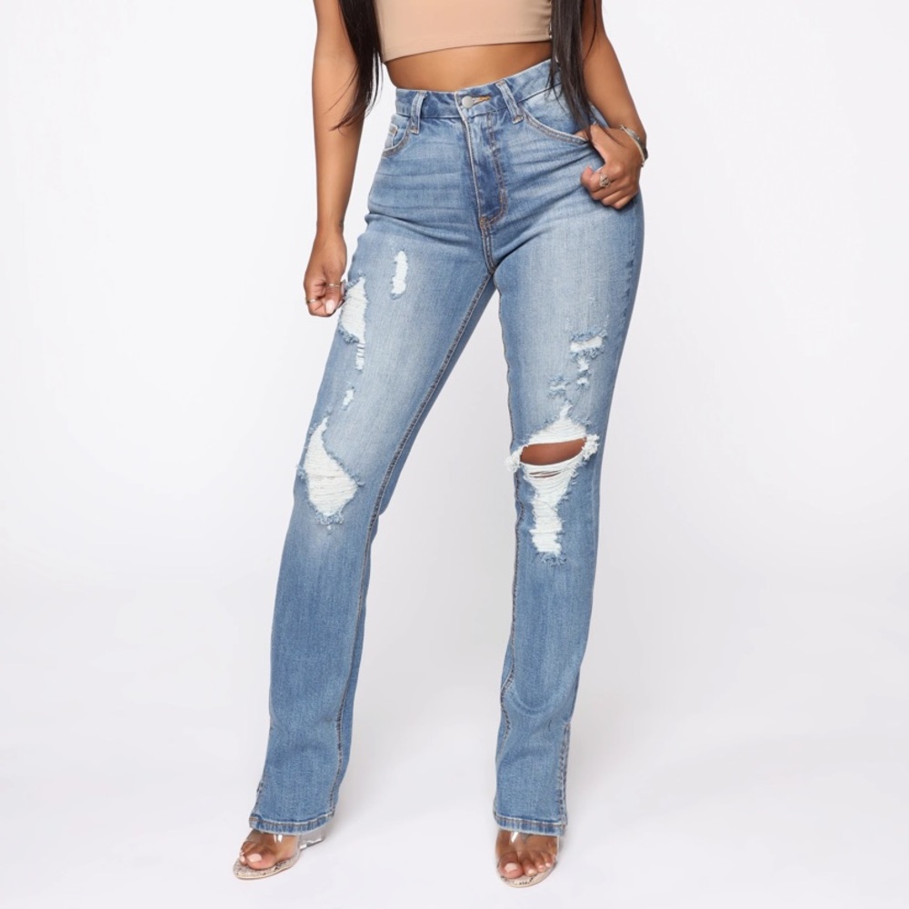 Killing ‘‘em kindly high rise Jeans. Medium blue wash